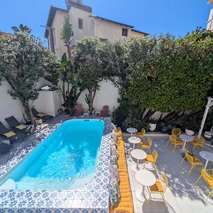 Mademoiselle 4*, Juan-les-Pins Frankreich